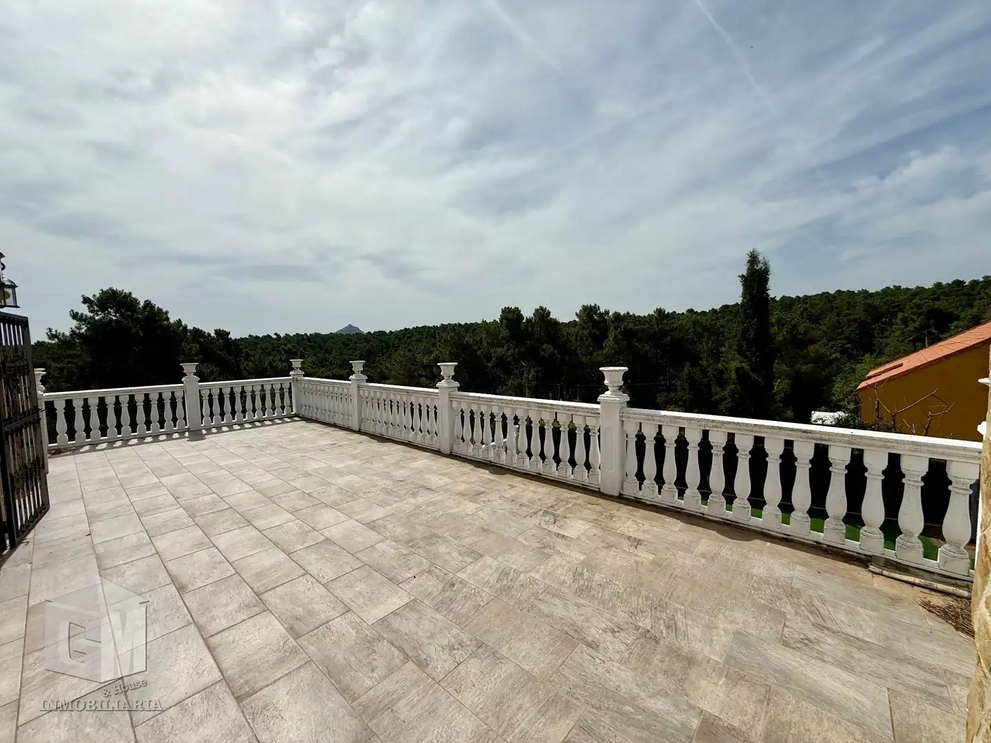 Terrassa de Casa o xalet en venda en Cadalso de los Vidrios amb Aire condicionat, Calefacció i Jardí privat