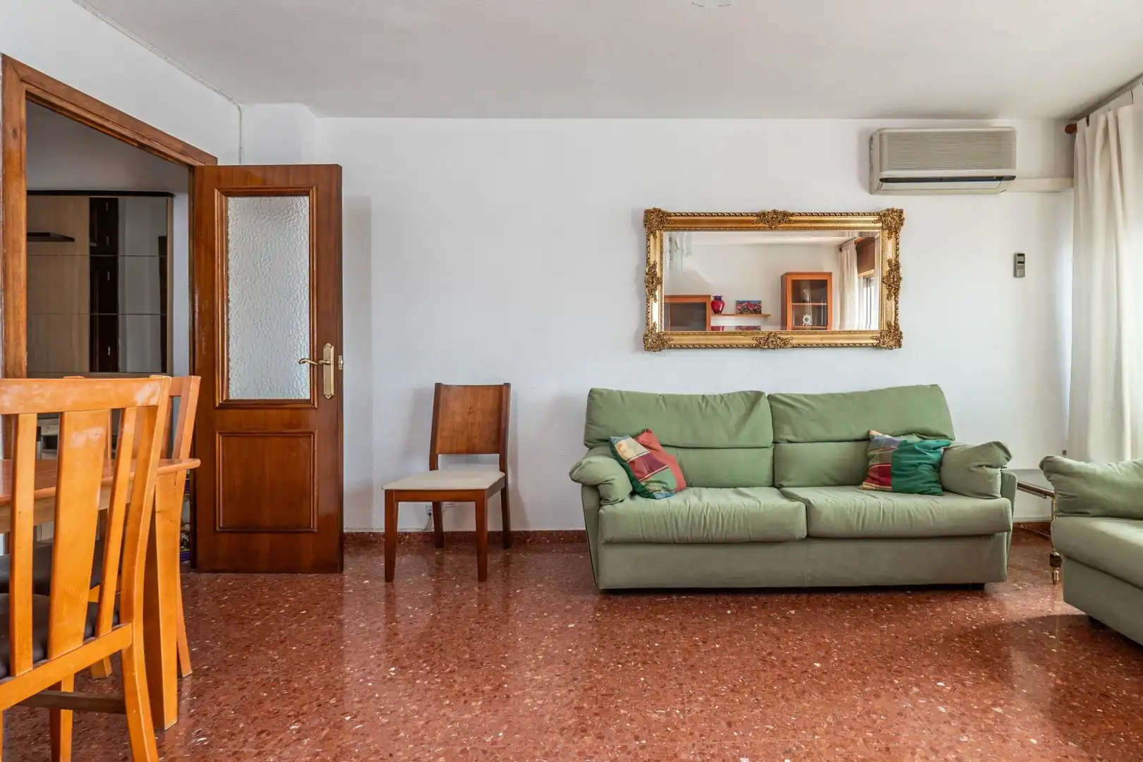 Zimmer in Calle PROFESOR FRANCISCO DALMAU, Joaquina Eguaras