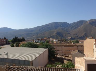 Casa amb balcó en venda a Órgiva