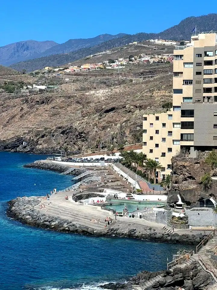 Vista exterior de Pis de lloguer en El Rosario amb Terrassa, Moblat i Piscina comunitària