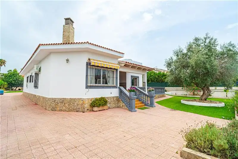 Vista exterior de Casa o chalet en venta en Llucmajor con Aire acondicionado, Jardín privado y Terraza