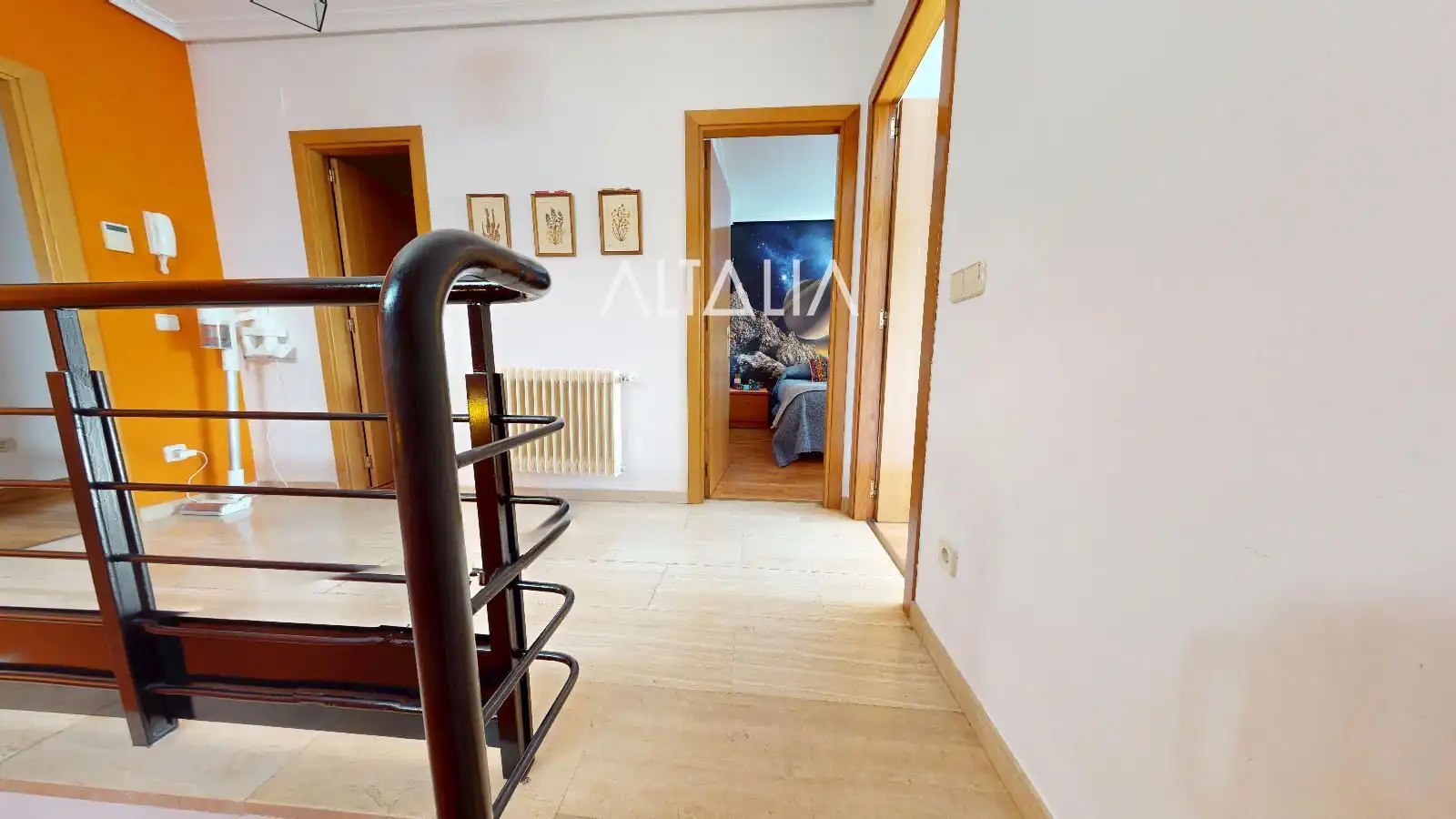Casa adosada en venta en Cuenca con Calefacción, Piscina y Piscina comunitaria