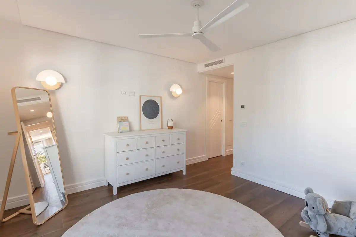 Habitación de Apartamento en venta en Milla de Oro