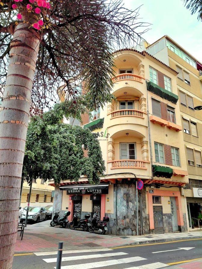 Exterior view of Building for sale in  Santa Cruz de Tenerife Capital