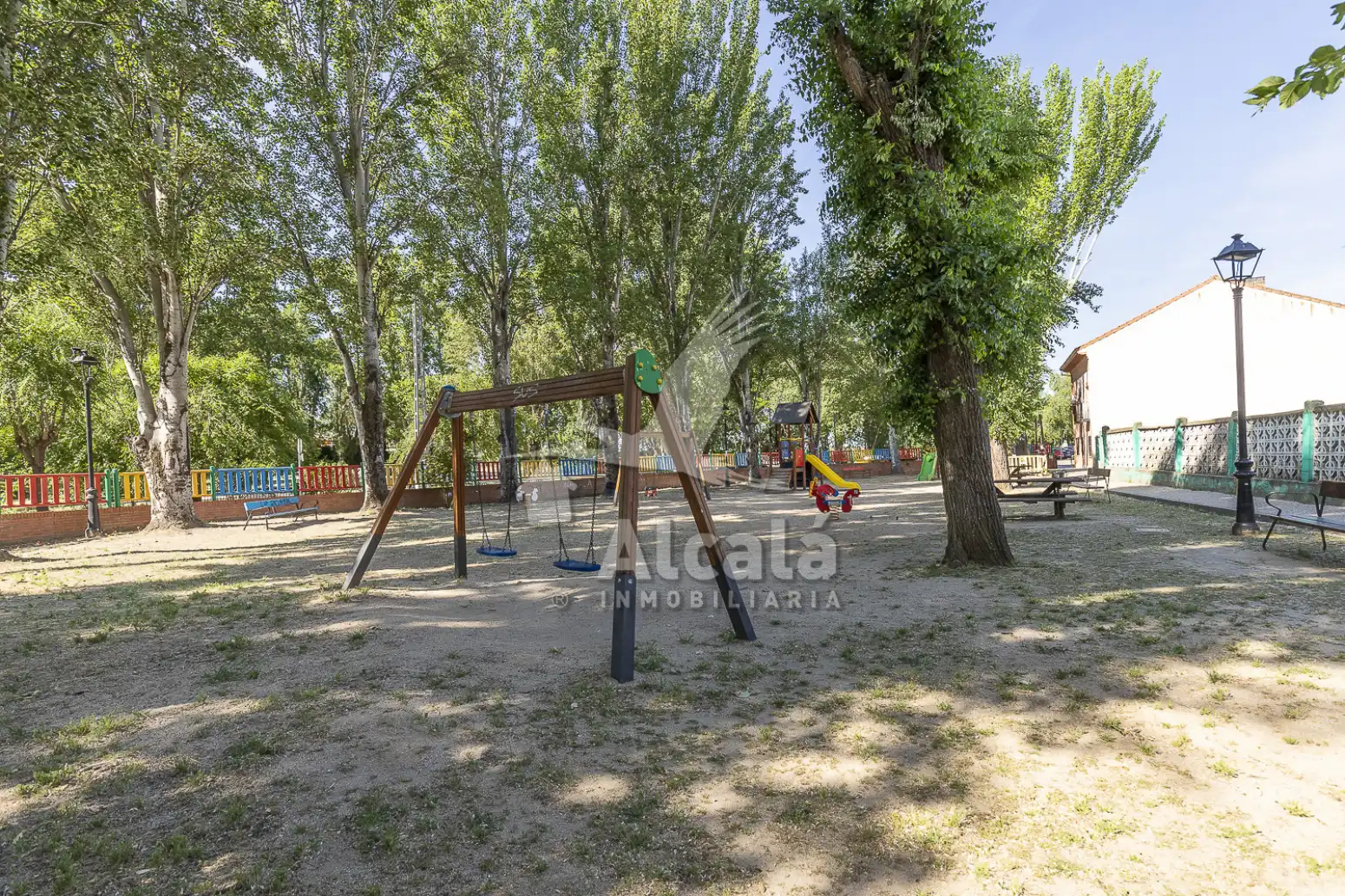 Parking de Casa adosada en venta en Valdeavero con Aire acondicionado, Calefacción y Jardín privado