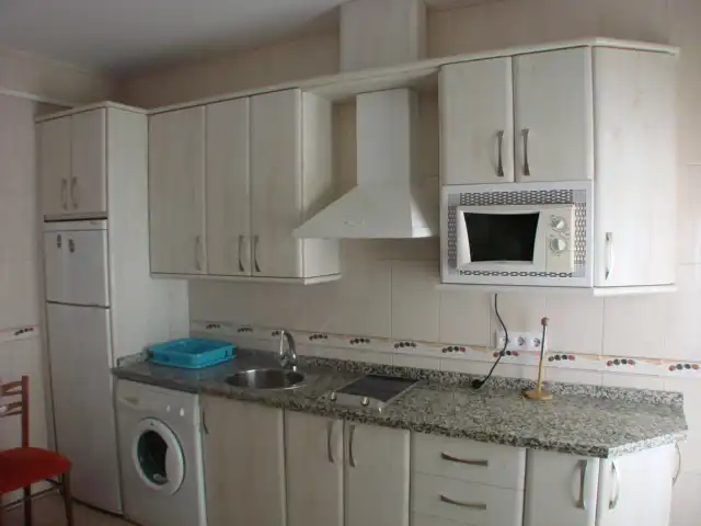 Cocina de Apartamento de alquiler en Azuaga con Aire acondicionado, Amueblado y Balcón