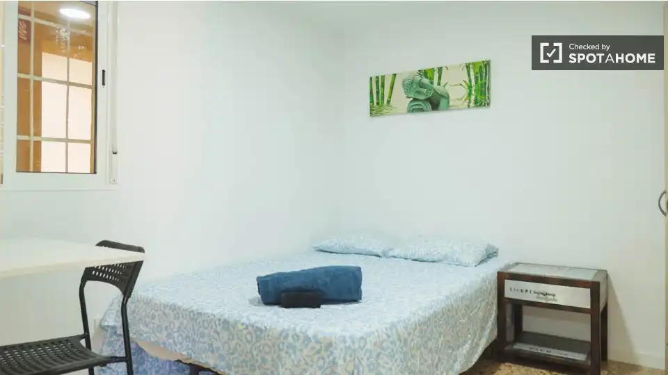 Schlafzimmer von Wohnung zur Miete in Madrid mit Klimaanlage, Heizung und Möbliert