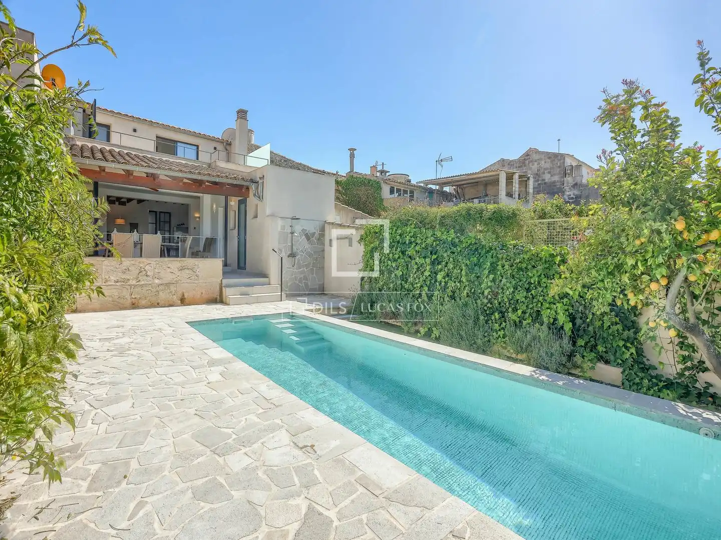 Exterior view of Houses for sale in Llubí  with Air Conditioner and Swimming Pool