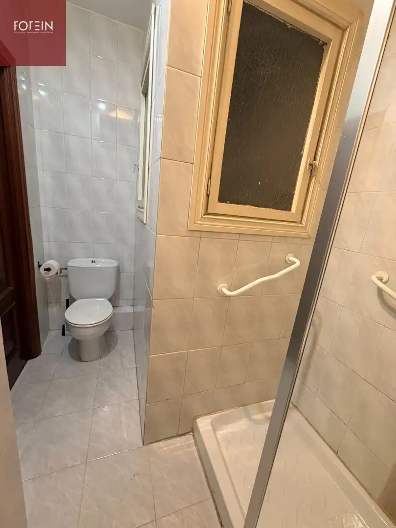 Bathroom of Flat for rent in Madrid  with Heating, Terrace and Storage room