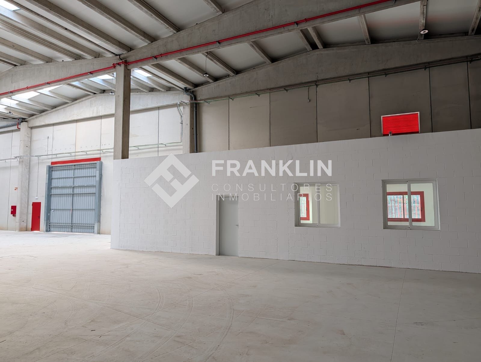 Nave industrial de alquiler en Carrer de Granollers