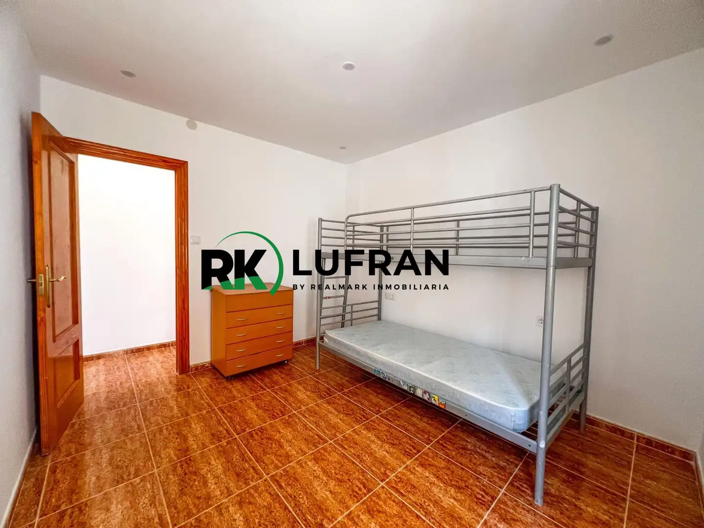 Habitación de Piso en venta en Alicante / Alacant con Balcón