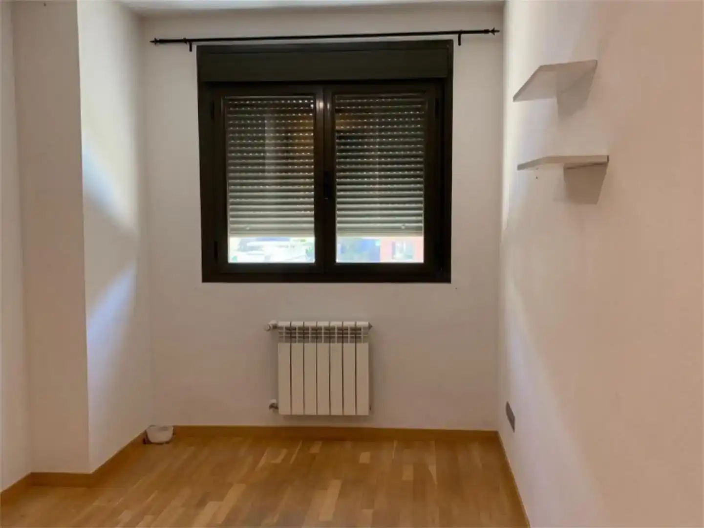 Habitación de Piso en venta en Rivas-Vaciamadrid con Trastero y Piscina