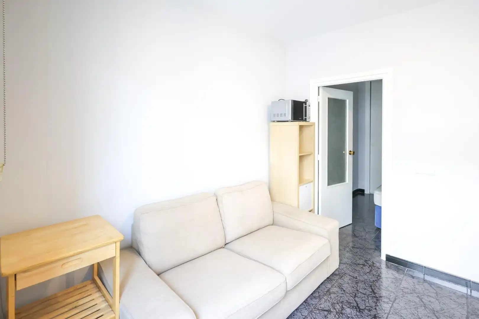 Sala de estar de Estudio en venta en Madrid con Aire acondicionado, Calefacción y Amueblado
