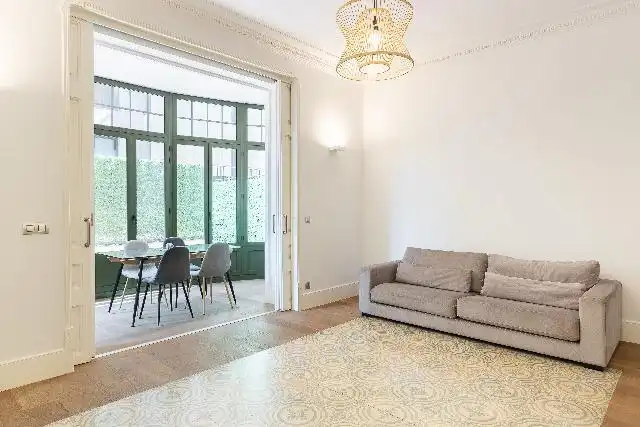 Sala de estar de Piso en venta en Barcelona con Aire acondicionado, Calefacción y Parquet