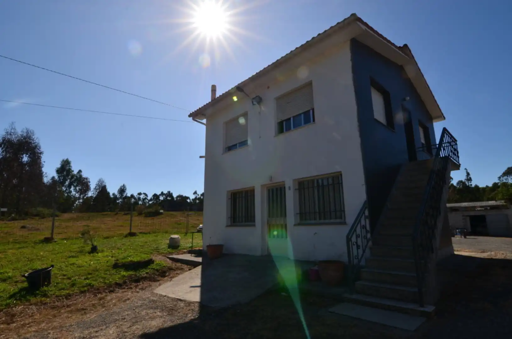 Vista exterior de Casa o chalet en venta en Coirós con Trastero, Balcón y Internet