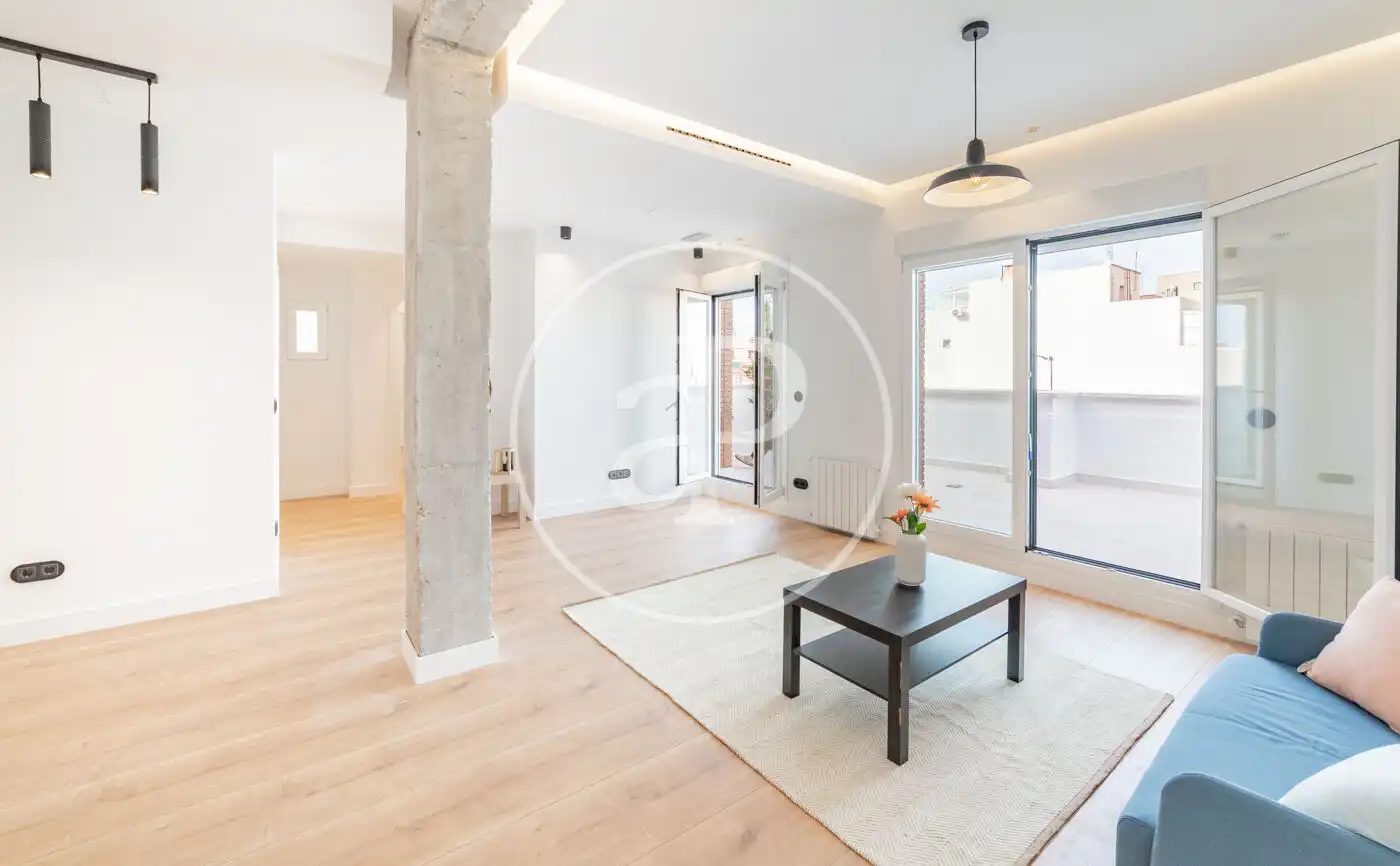 Vista exterior de Ático en venta en Madrid con Aire acondicionado, Calefacción y Terraza