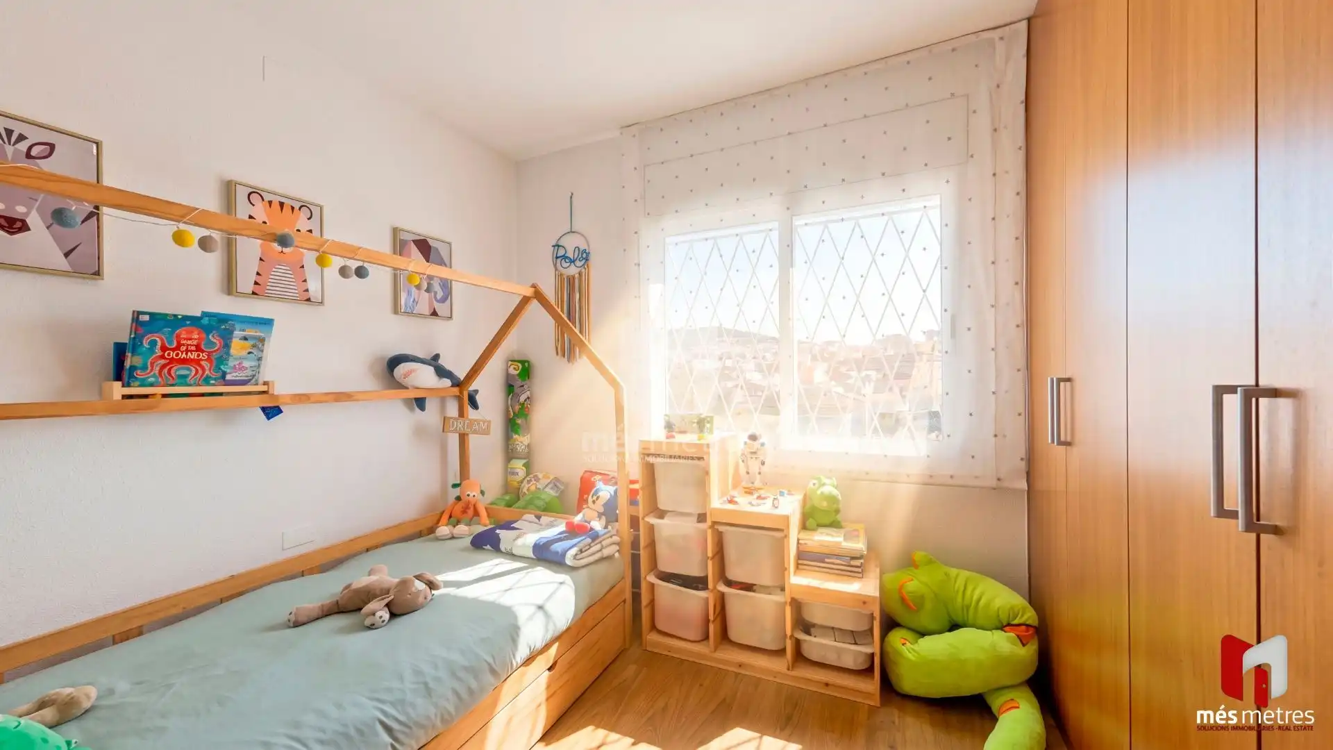 Habitación de Piso en venta en Alella con Calefacción, Jardín privado y Terraza