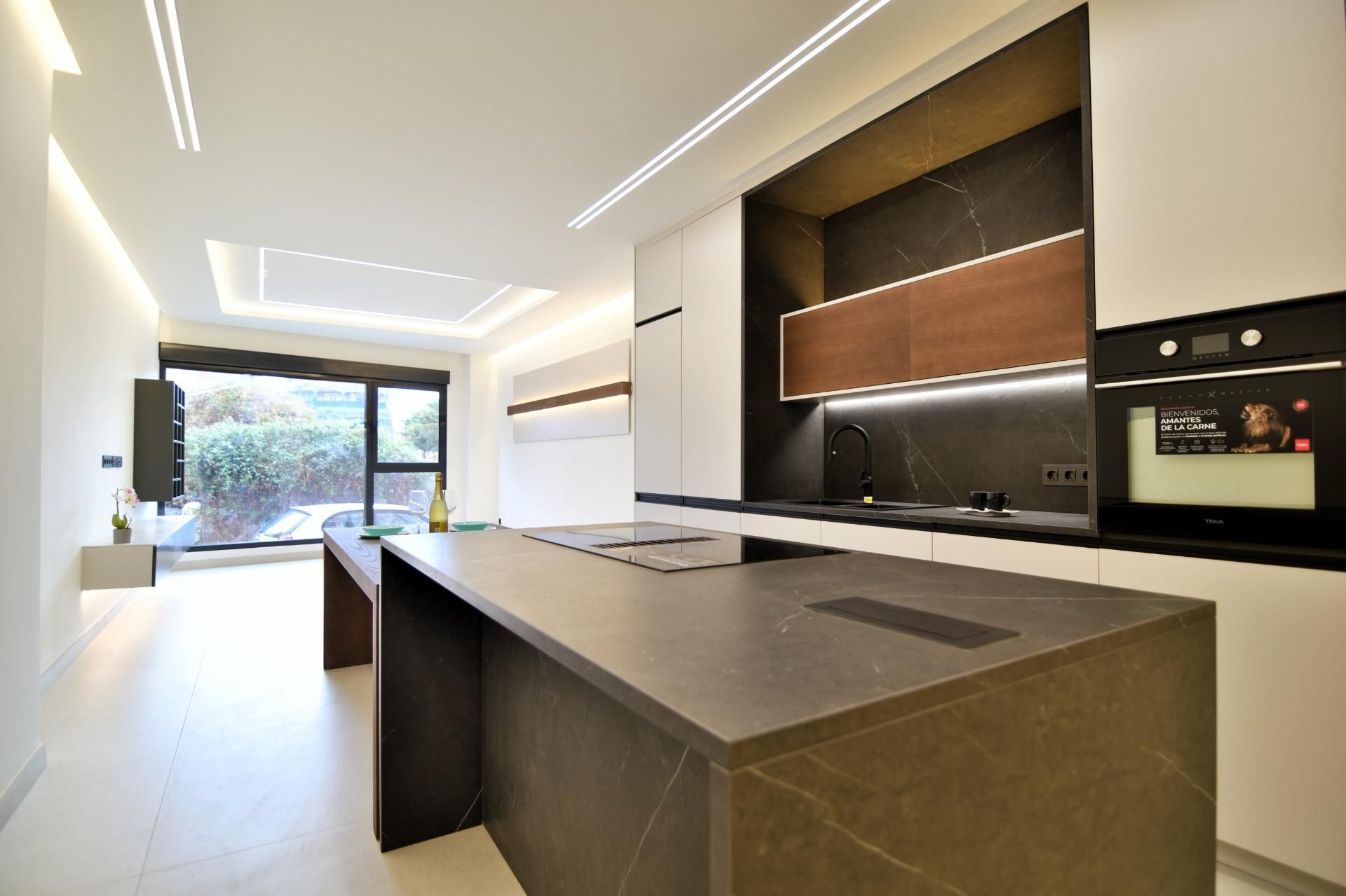 Kitchen of Planta baja for sale in Telde  with Air Conditioner and Storage room