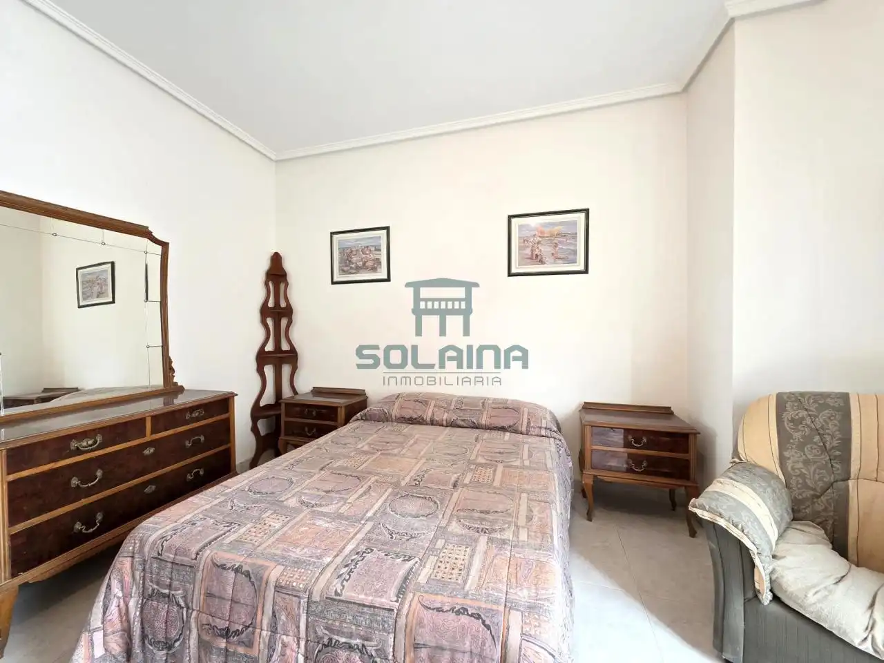 Habitación de Piso en venta en Ourense Capital  con Calefacción y Trastero
