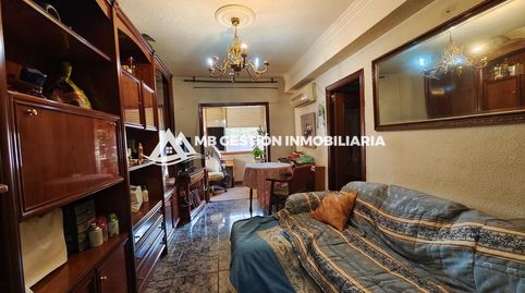 Foto 2 de Piso en venta en Juan de la Cierva, Getafe