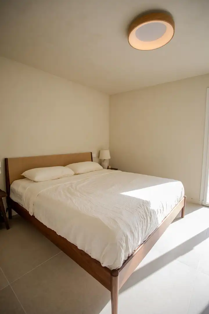 Habitación de Apartamento de alquiler en Estepona con Aire acondicionado, Terraza y Piscina