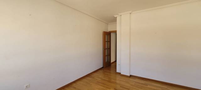 Piso en Venta en Santa Mónica en Balazote