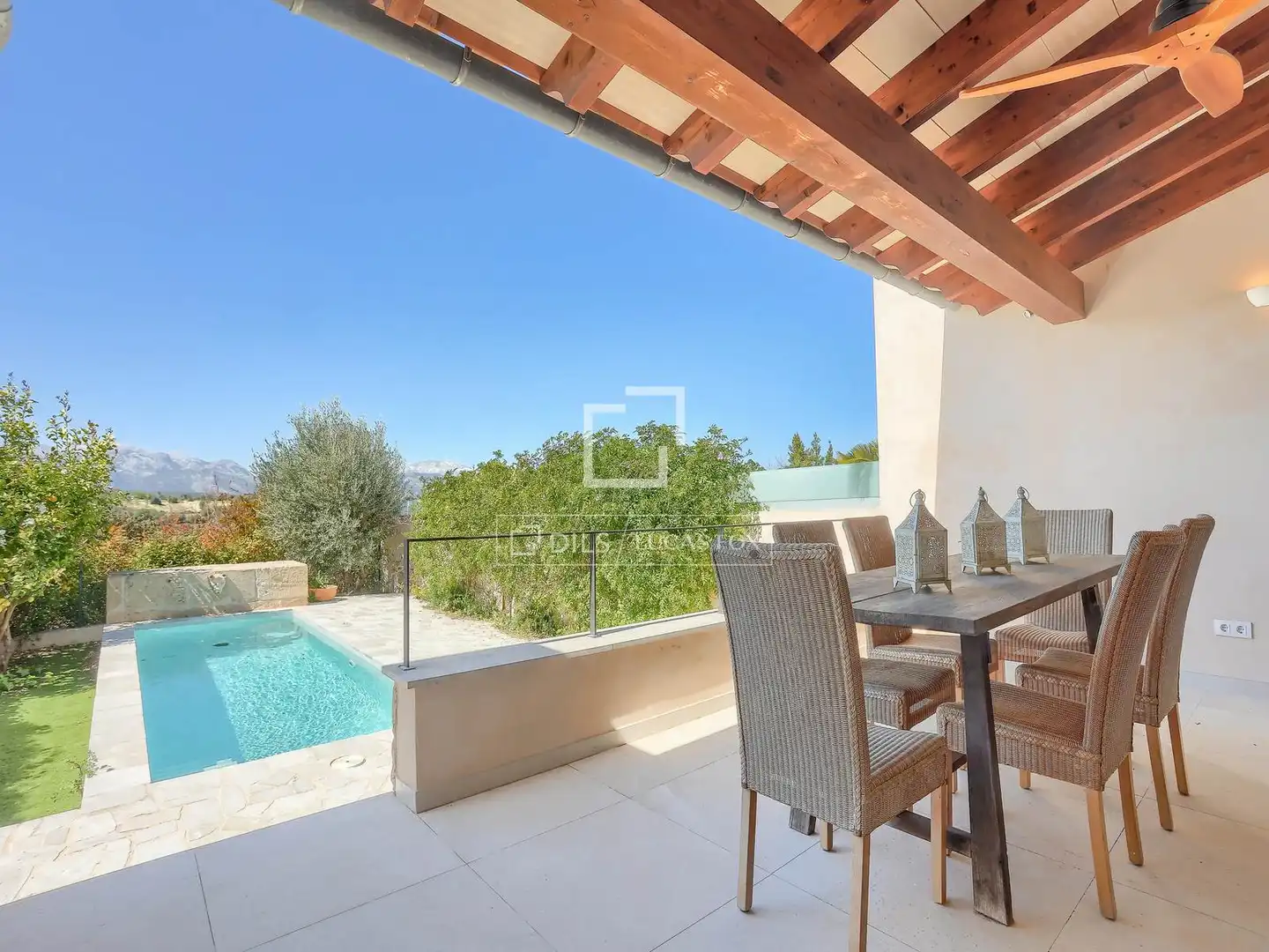 Terrace of Houses for sale in Llubí  with Air Conditioner and Swimming Pool