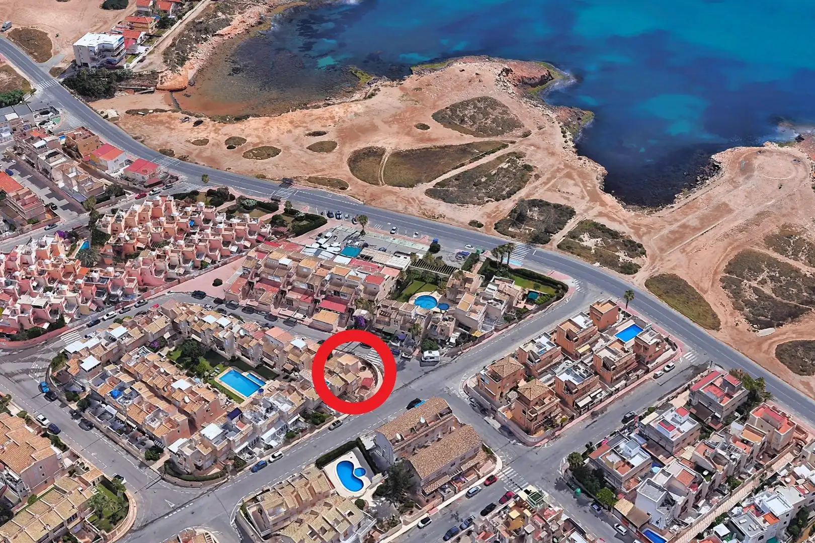 Vista exterior de Casa adosada en venta en Torrevieja con Jardín privado, Terraza y Trastero