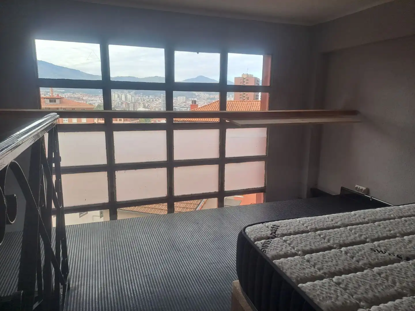 Dormitori de Loft de lloguer en Uribarri