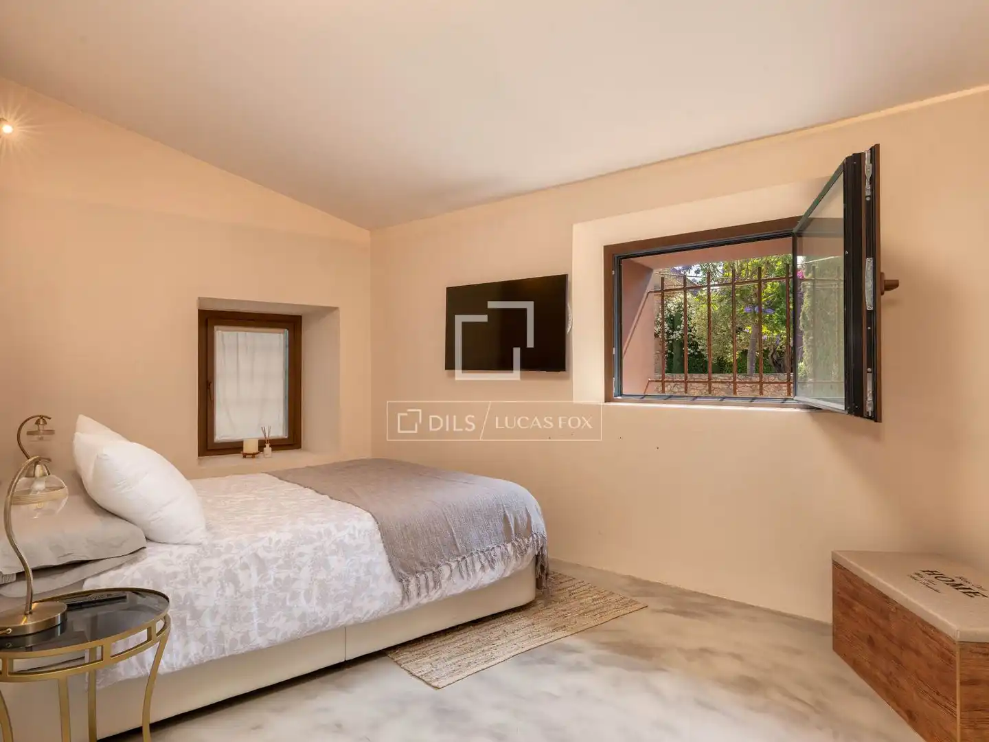 Dormitori de Casa o xalet en venda en Madrid amb Aire condicionat, Calefacció i Terrassa