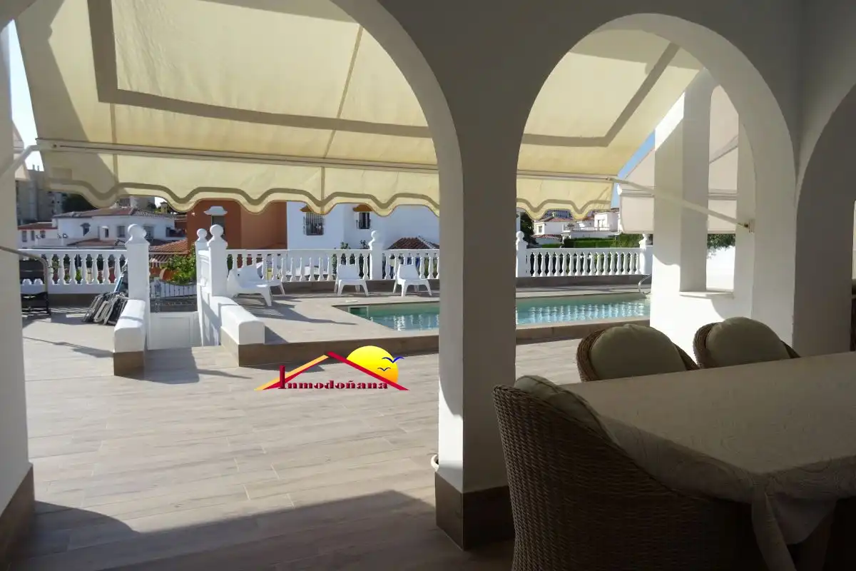 Chalet con terraza en venta en Matalascañas, imagen 5