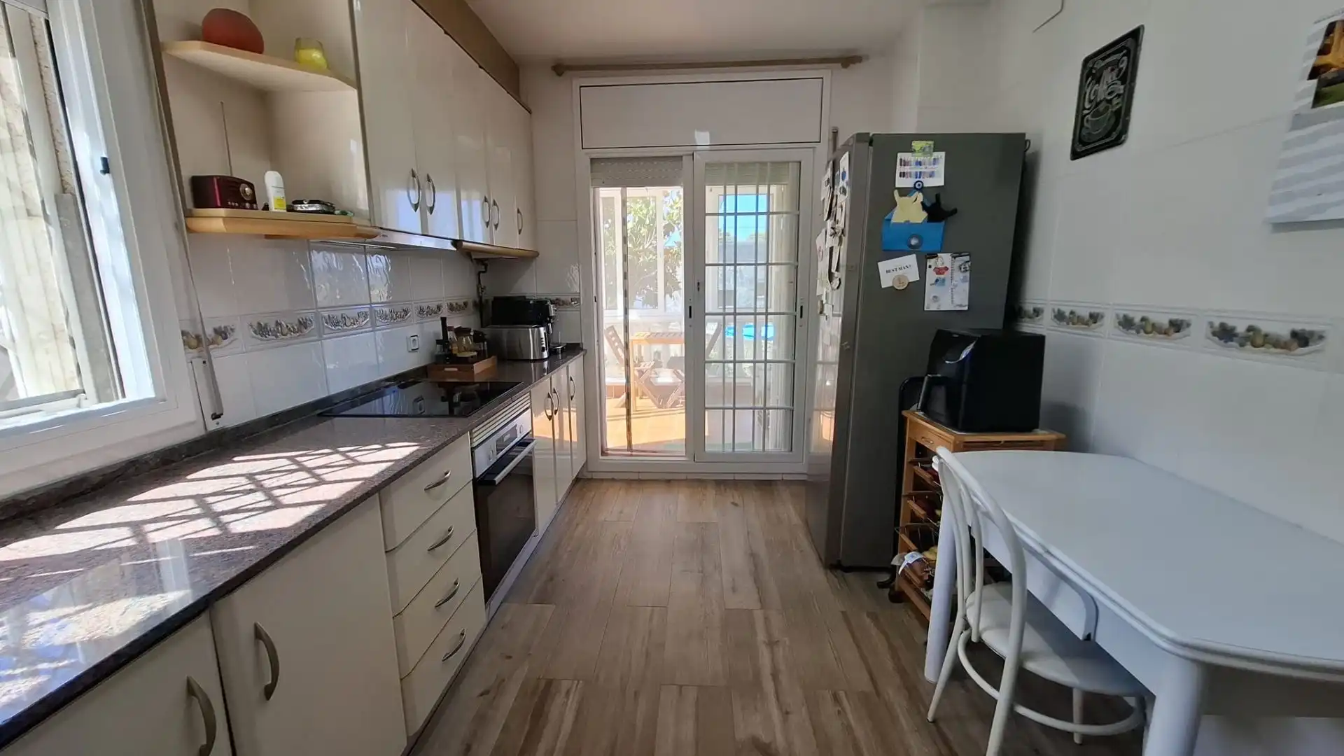 Cocina de Casa o chalet en venta en Vallirana con Aire acondicionado, Calefacción y Terraza