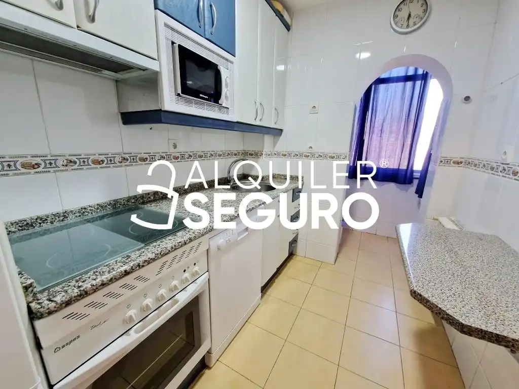 Kitchen of Flat for rent in Humanes de Madrid  with Heating and Furnished