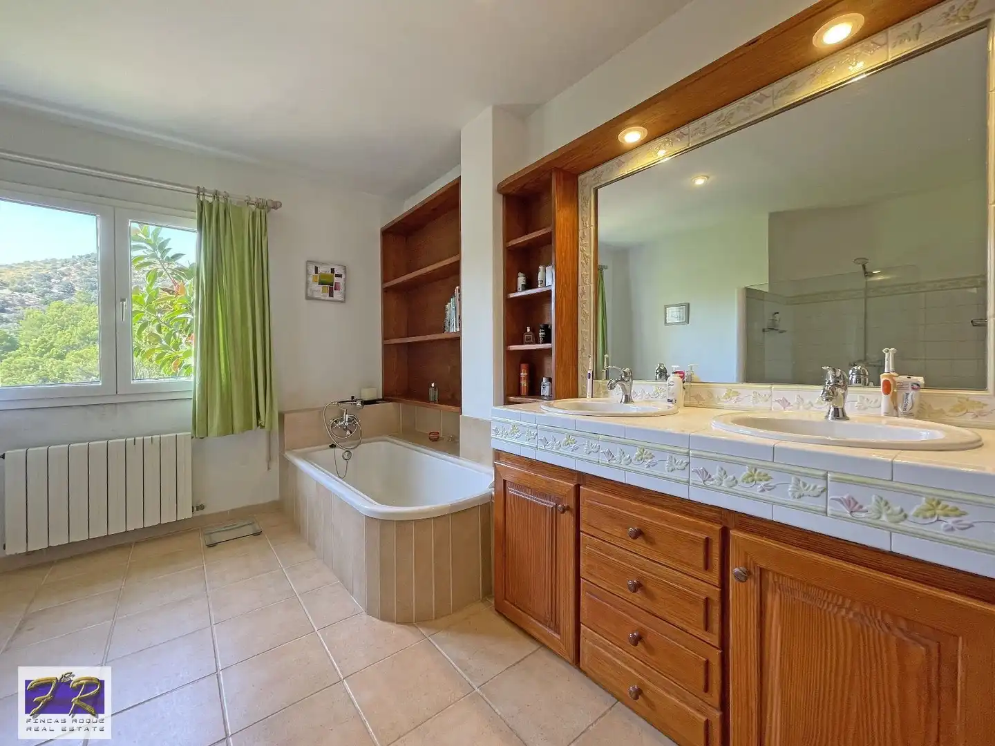 Bathroom of Houses for sale in Alcúdia  with Air Conditioner, Heating and Terrace