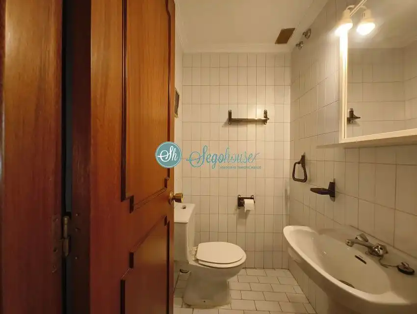 Badezimmer von Wohnung zum Verkauf in Segovia mit Heizung, Parkett und Terrasse