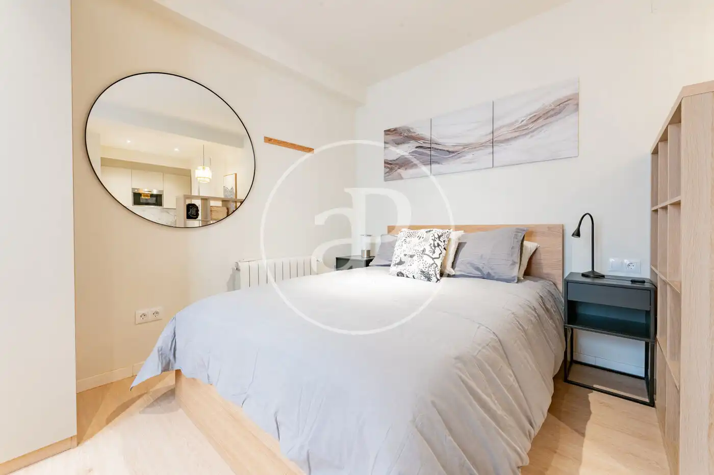 Bedroom of Flat for sale in Madrid  with Air Conditioner, Heating and Storage room