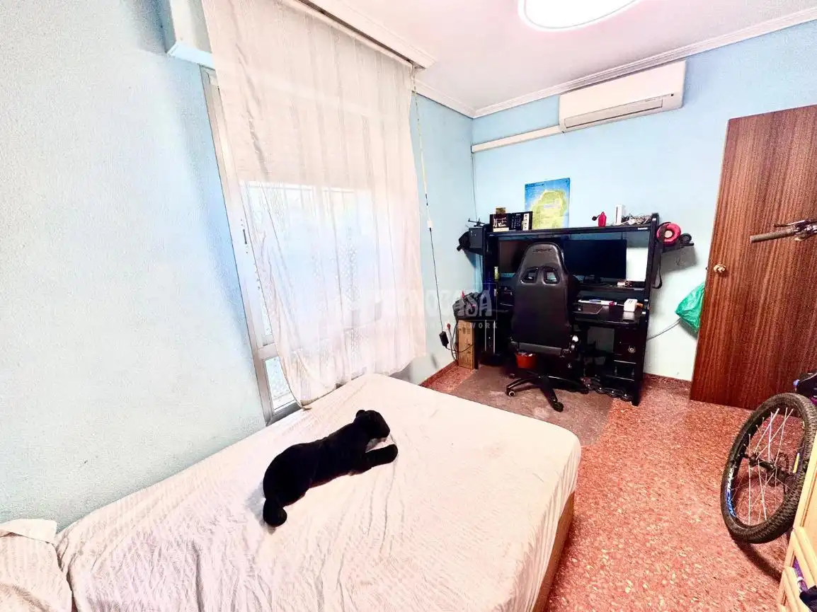 Habitación de Piso en venta en Córdoba con Aire acondicionado y Calefacción