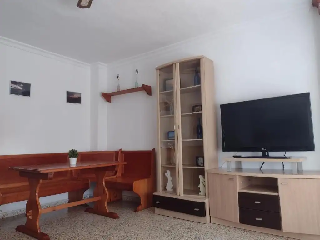 Living room of Flat for share in Tarifa  with Terrace, Furnished and Oven