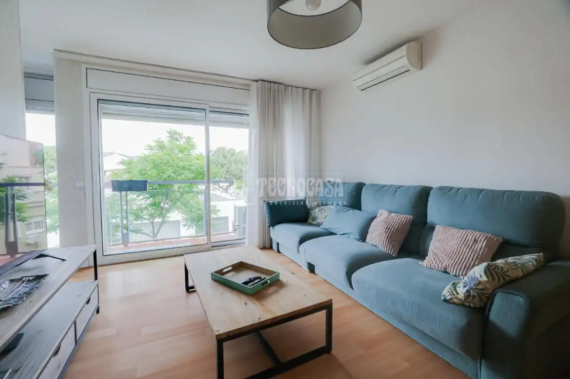 Living room of Flat for sale in Montcada i Reixac  with Storage room and Balcony