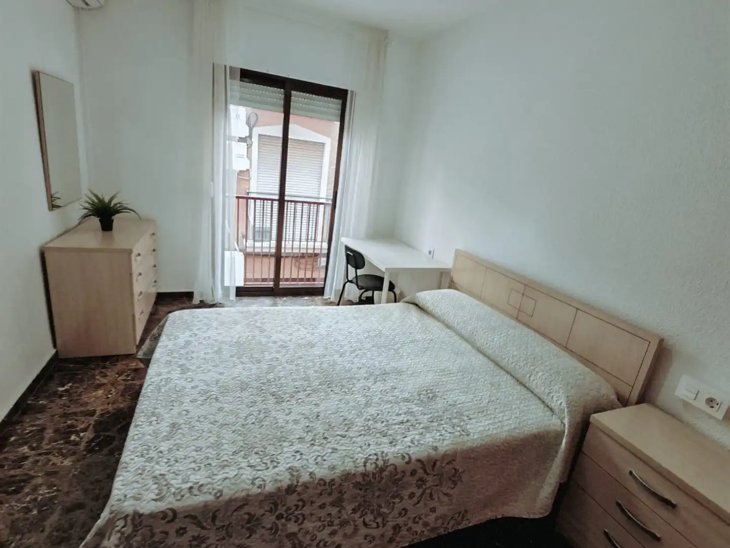 Appartamento con terrazza in affitto a Centro, imagen 14