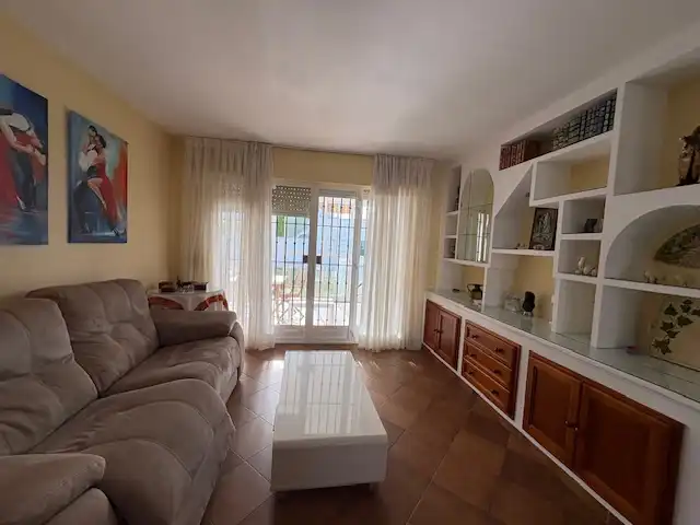 Living room of Houses for sale in Algeciras  with Air Conditioner, Private garden and Terrace