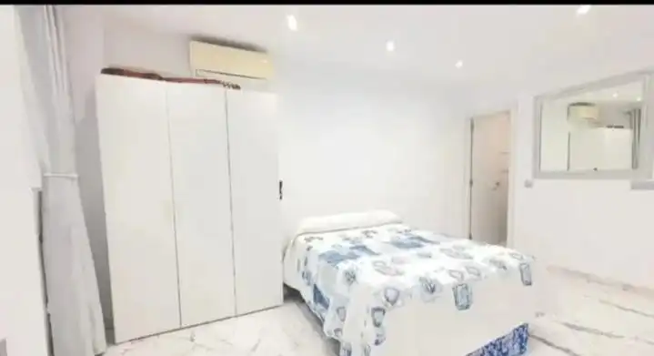 Local comercial en venda a Calle Avenida Matías Saez Tejeda