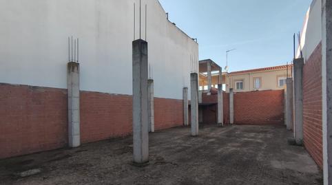 Foto 2 von Residential zum Verkauf in Avenida de la Paz, 102, Montijo, Badajoz