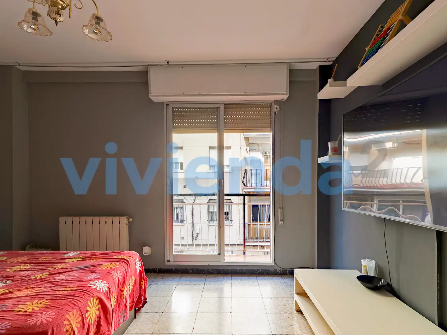 Habitación de Piso en venta en Madrid con Calefacción, Terraza y Balcón