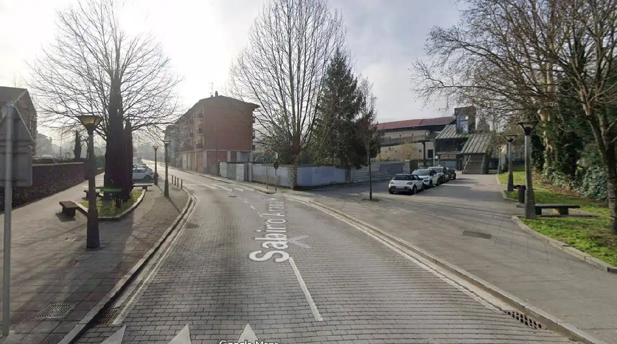 Vista exterior de Pis en venda en Amorebieta-Etxano amb Calefacció i Terrassa