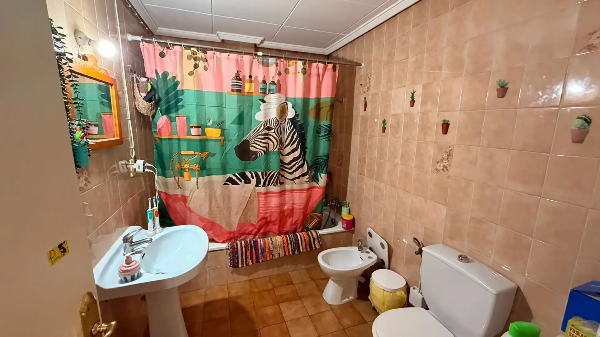Bathroom of Houses for sale in Alberic  with Air Conditioner, Heating and Private garden