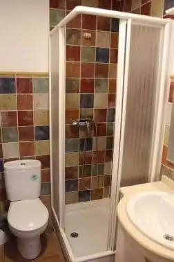Bany de Casa o xalet en venda en Alicante / Alacant amb Aire condicionat, Terrassa i Balcó
