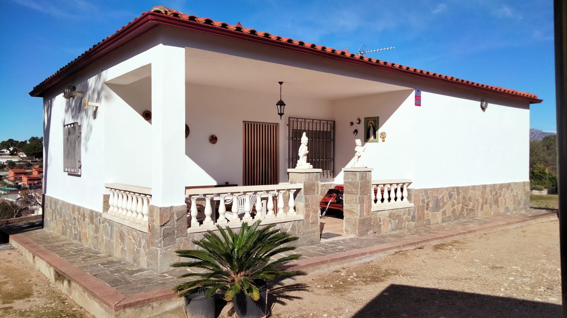 Exterior view of House or chalet for sale in Piera  with Heating, Terrace and Swimming Pool