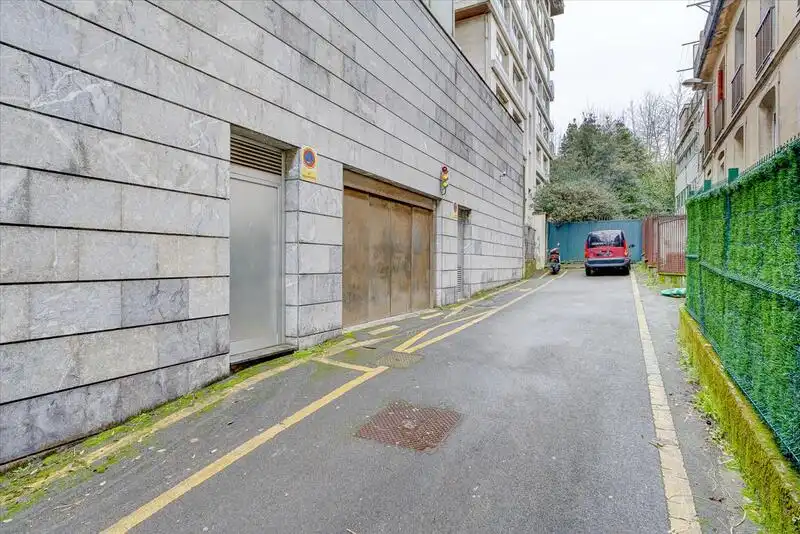 Garaje en venta en CUESTA DE ALDAPETA, Área Romántica