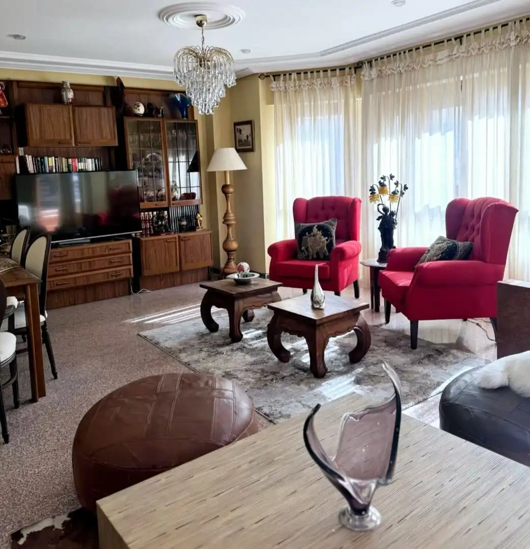 Sala d'estar de Pis en venda en Elche / Elx amb Aire condicionat, Calefacció i Jardí privat
